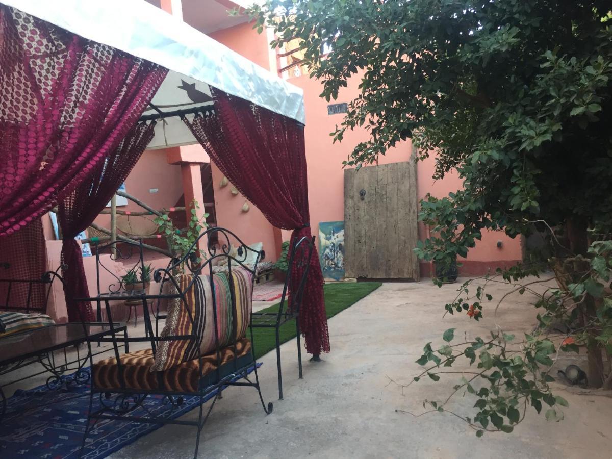 Bed and Breakfast Kasbah Du Peintre Ait Benhaddou Esterno foto