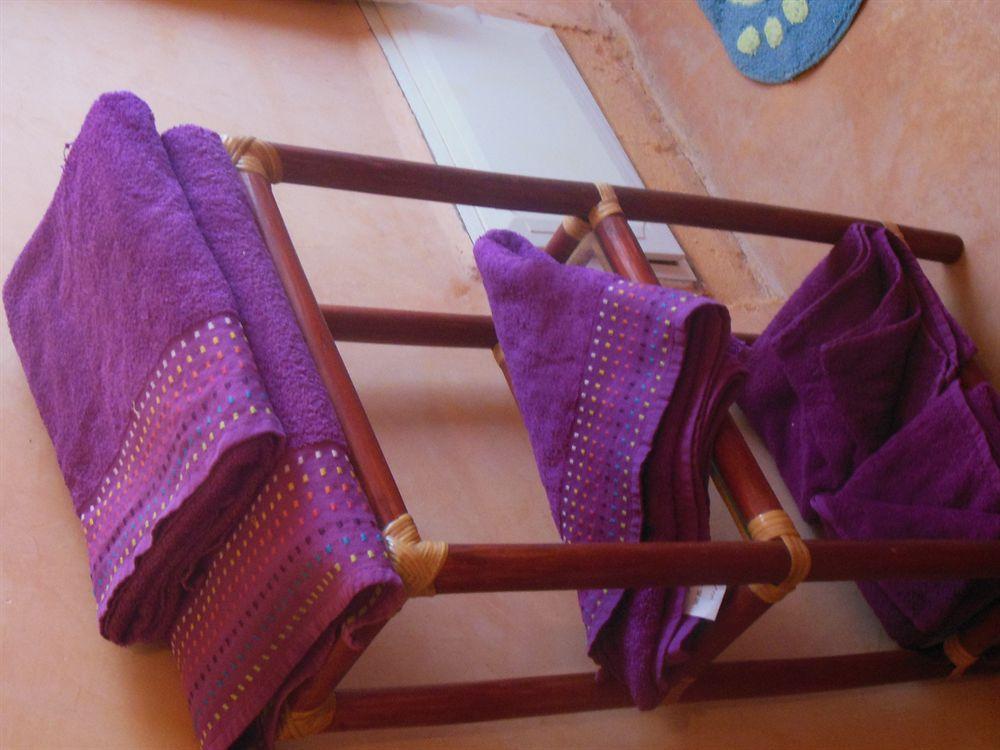 Bed and Breakfast Kasbah Du Peintre Ait Benhaddou Esterno foto