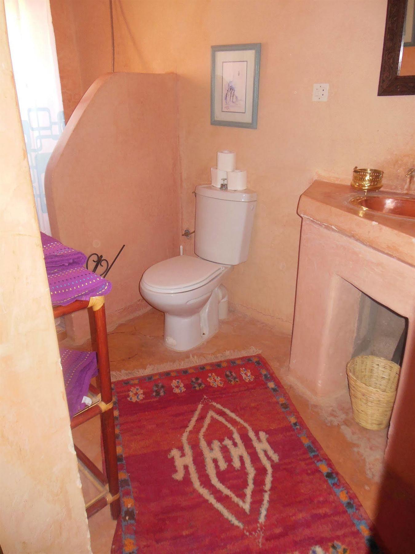 Bed and Breakfast Kasbah Du Peintre Ait Benhaddou Esterno foto