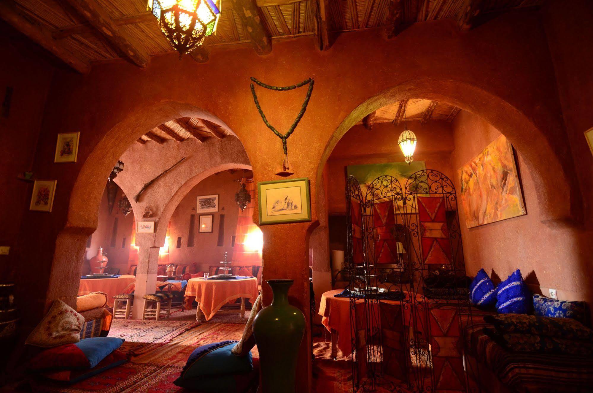 Bed and Breakfast Kasbah Du Peintre Ait Benhaddou Esterno foto