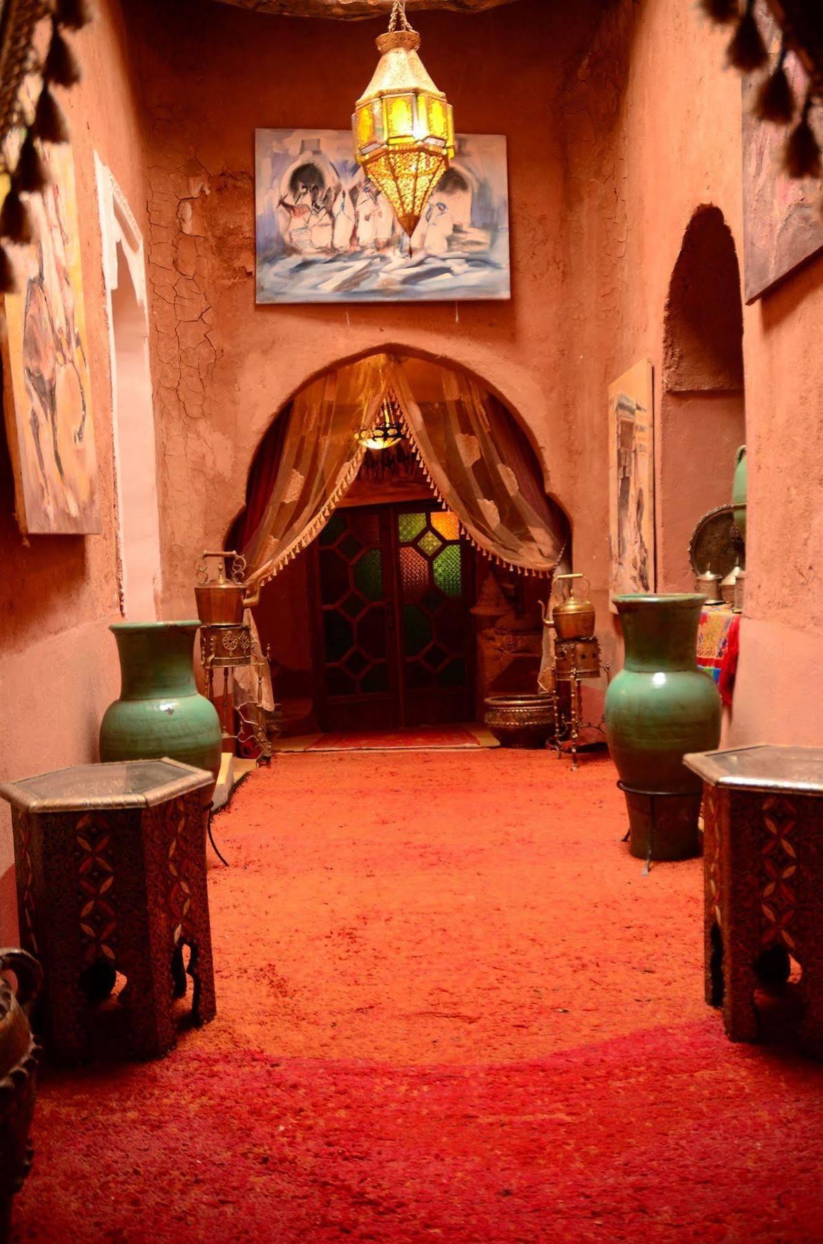 Bed and Breakfast Kasbah Du Peintre Ait Benhaddou Esterno foto