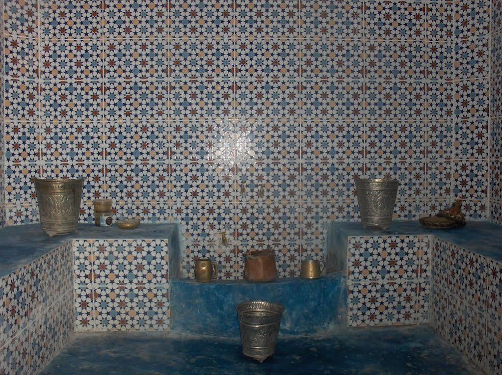 Bed and Breakfast Kasbah Du Peintre Ait Benhaddou Esterno foto